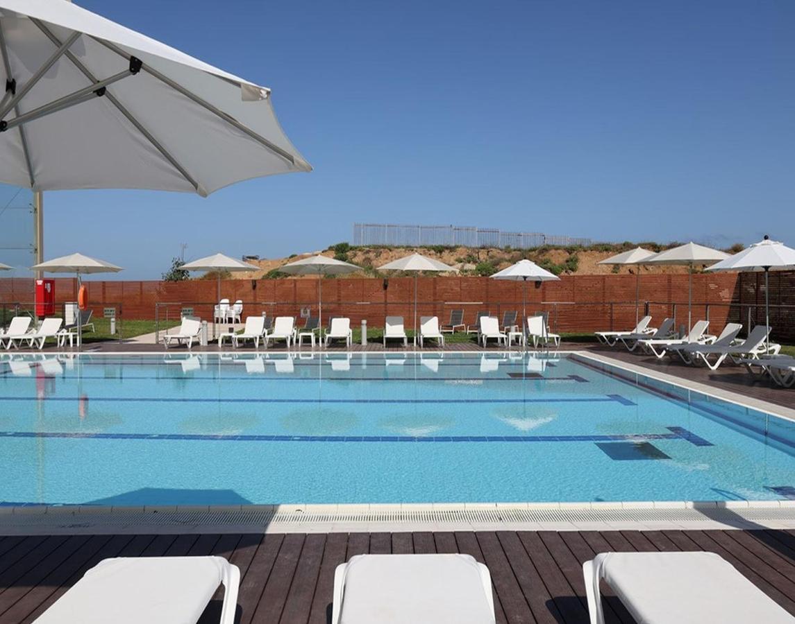 Play Hatzuk Beach Tel Aviv Exterior foto